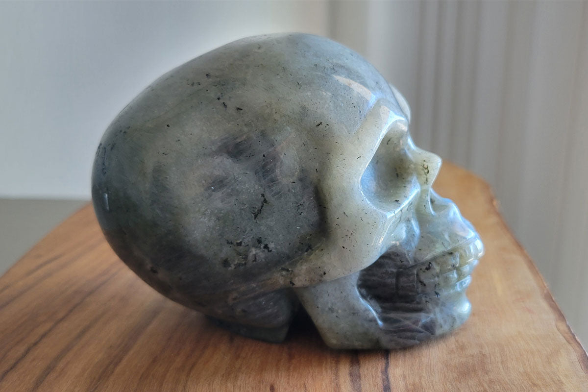 Labradorite crystal skull for meditation and metaphysical purposes. Labradorite Crystal Skull for home and work.